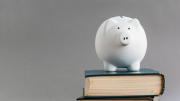 Put money in your piggy bank by reading books